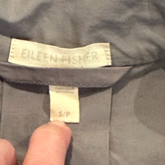Eileen Fisher Hidden Hood Gray Rain Jacket Size Small - Picture 7 of 11